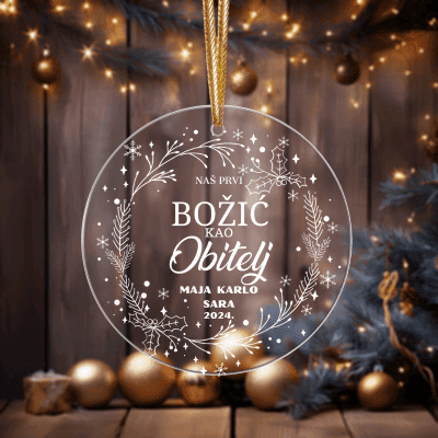 Personalizirane akrilne kuglice za bor promjera 11 cm savršen su božićni poklon koji unosi toplinu i jedinstvenost u svaki dom. Izrađene od kvalitetnog akrila, ove kuglice mogu biti ukrašene imenima, posebnim datumima ili emotivnim porukama, što ih čini idealnim za obitelj i prijatelje. Elegantnog dizajna i trajne izrade, svaka kuglica donosi personalizirani dodir blagdanskoj atmosferi, pretvarajući obični ukras u dragocjenu uspomenu.