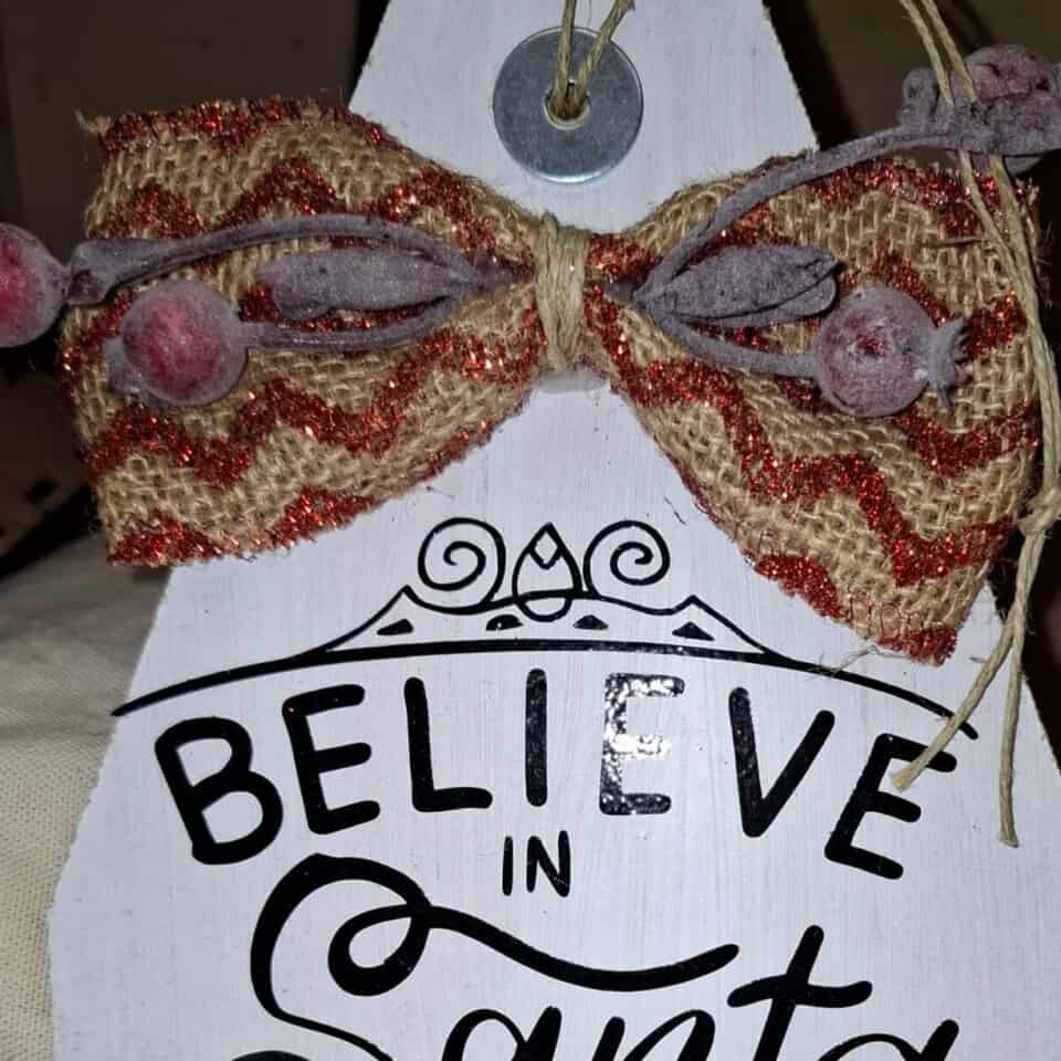 Drveni Božićni ukras "Believe in Santa"