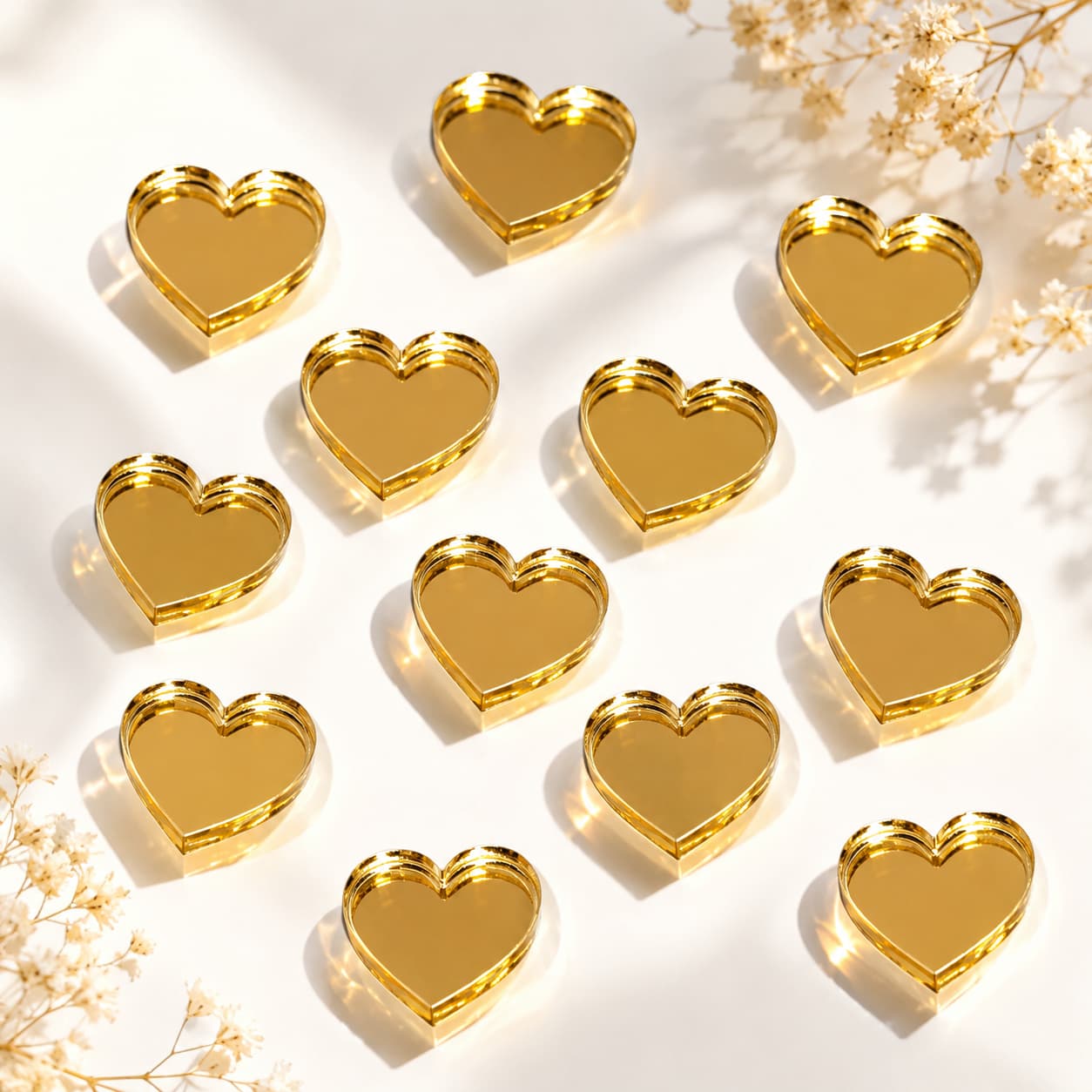 zlatno mirror srce, srce od pleksiglasa, akrilno srce, srce za revere, zlatni pleksiglas, mirror gold pleksiglas, srce za vjenčanje, materijal za revere, dijelovi za revere, laserski rezani pleksiglas, DIY revere, ukrasi za svatove, zlatno akrilno srce, repromaterijal za revere, srce od akrila